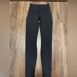 Lululemon wunder under black leggings